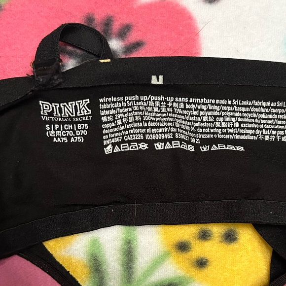 PINK Victoria Secret Push Up Bra Bundle - Picture 9 of 9